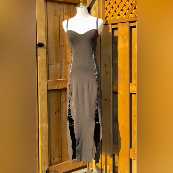 🆕 NICHOLAS 🧿 NWT Palmer Lace Up Ribbed Knit Maxi Dress, Olive Green - Sz M - Picture 4 of 15